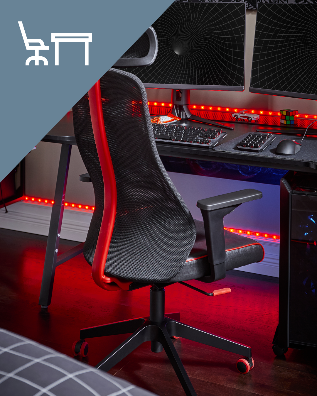 Escritorio y silla organizados con accesorios gamer