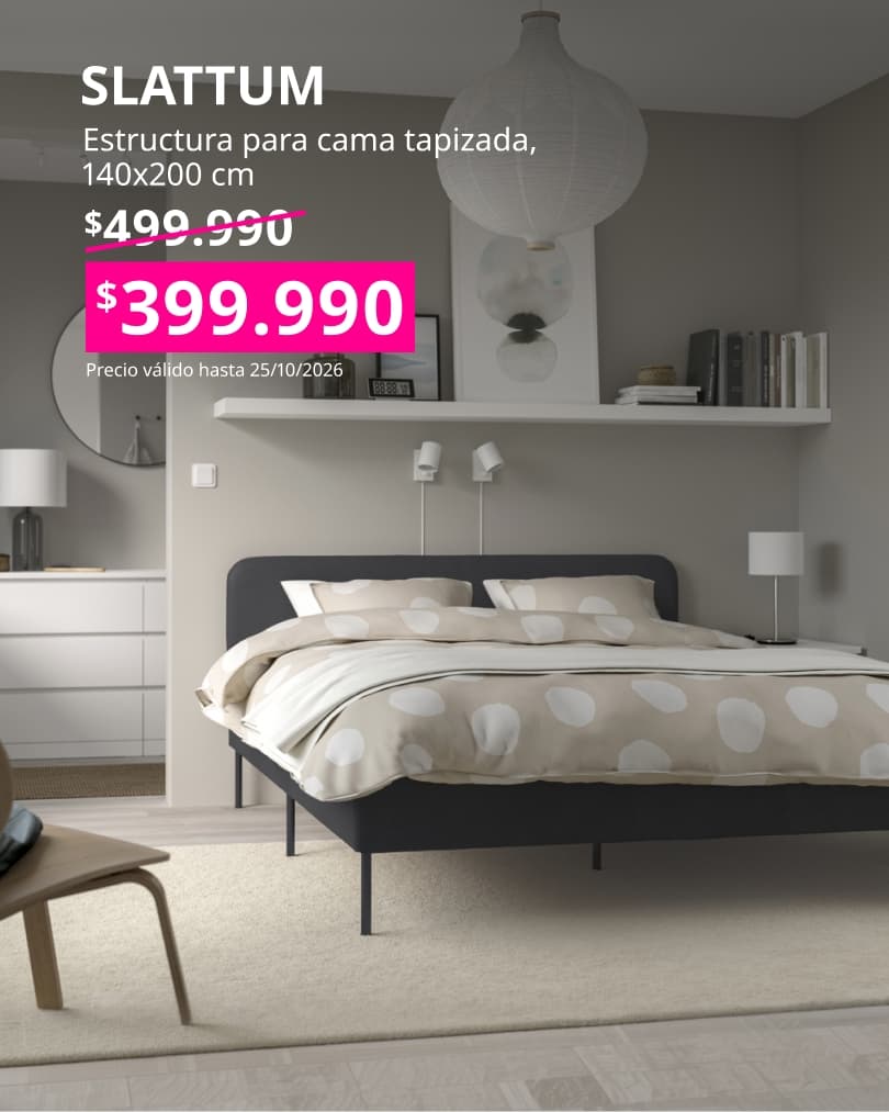 Estructura de cama tapizada SLATTUM 140x200 con funda Vissle gris oscuro, de diseño sencillo para dormitorio moderno.