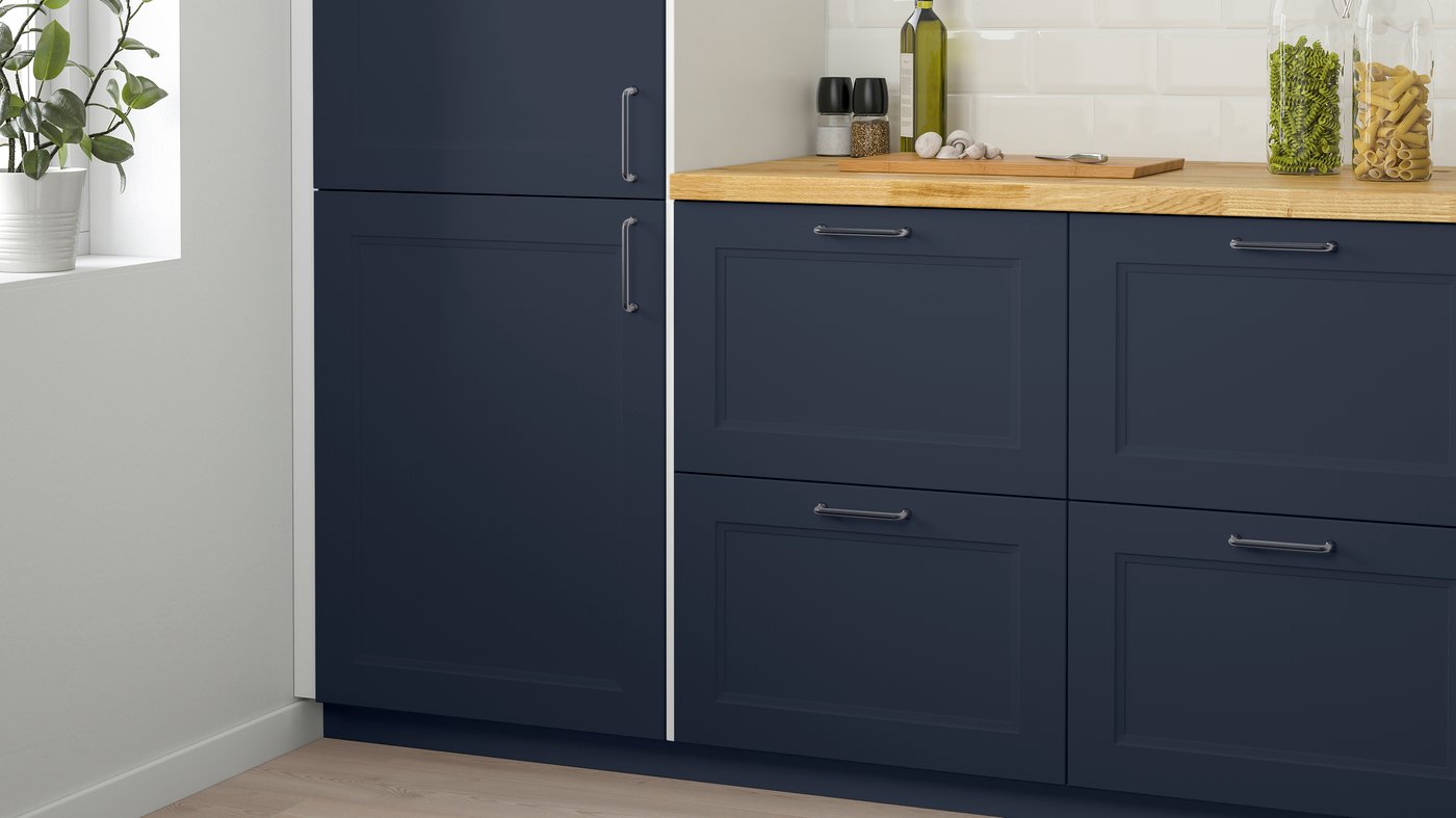 Kök AXSTAD köksserie i vitt med traditionell stil IKEA