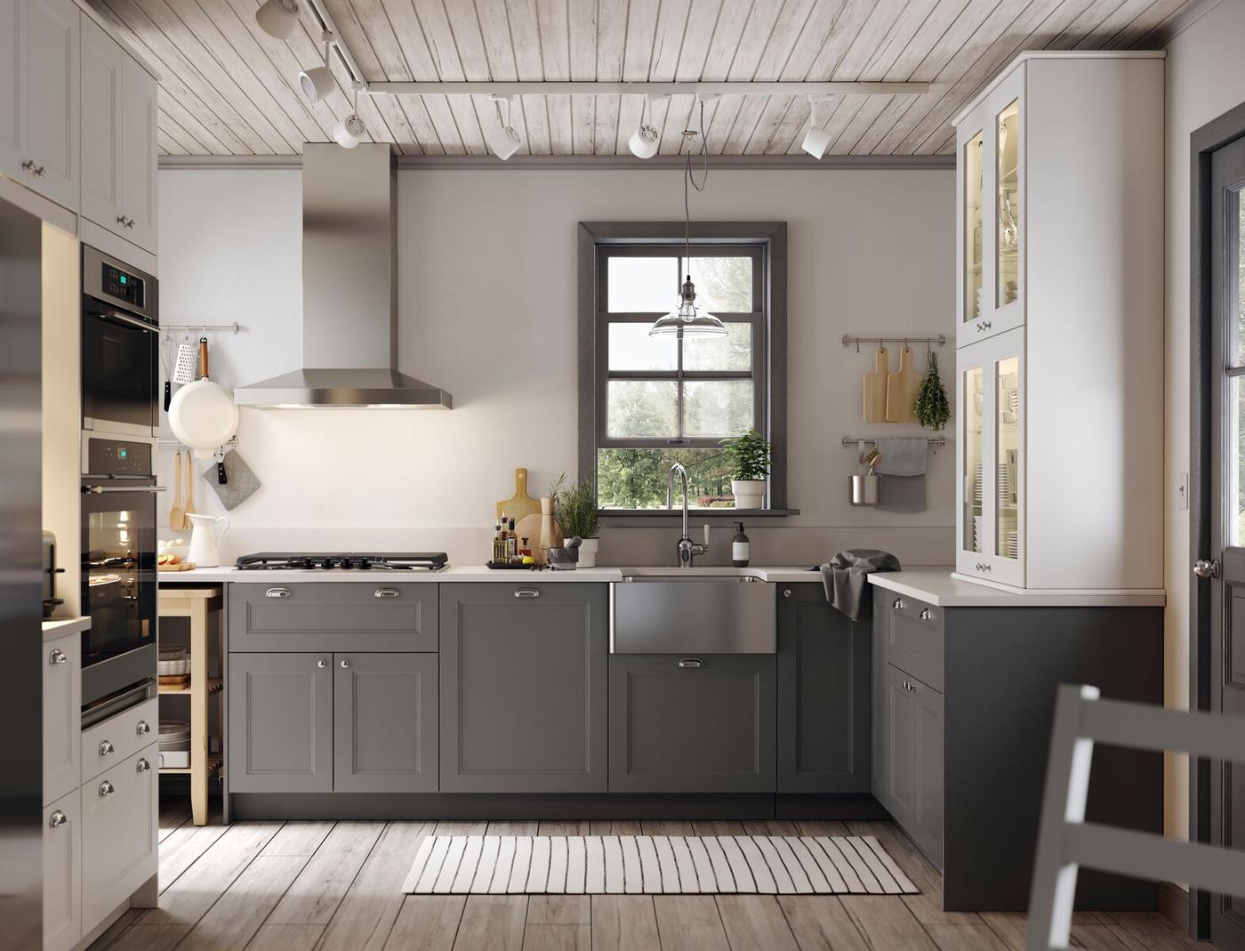 Kök EKESTAD brun Köksserie i mörk ek, modern stil IKEA