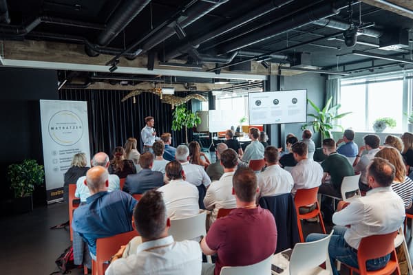 Event Foto mit Teilnehmenden