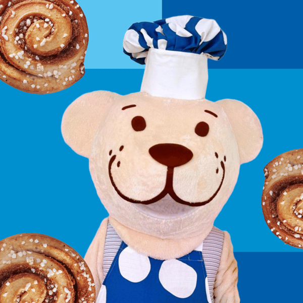 fabler bjørn omringet af kanelsnegle 