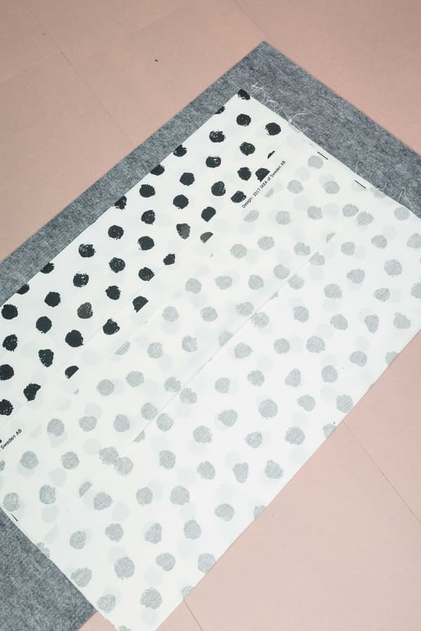 Fabriquer une housse de coussin sans machine à coudre
