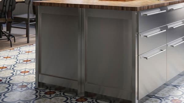 Facade de meuble de cuisine en acier inoxydable