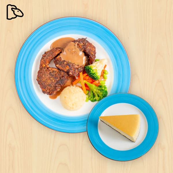 FAMILY OFFER - Lamb chop with mashed potato and New York cheesecake.
