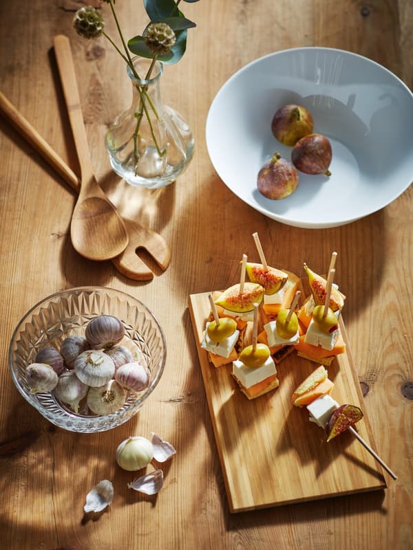fig and cheese skewers for summer meals