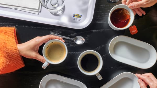 Fika, Food Services, restaurant, black coffee 00569073, Tea 20575186, FLÖJT black tea 90574353, empty plates