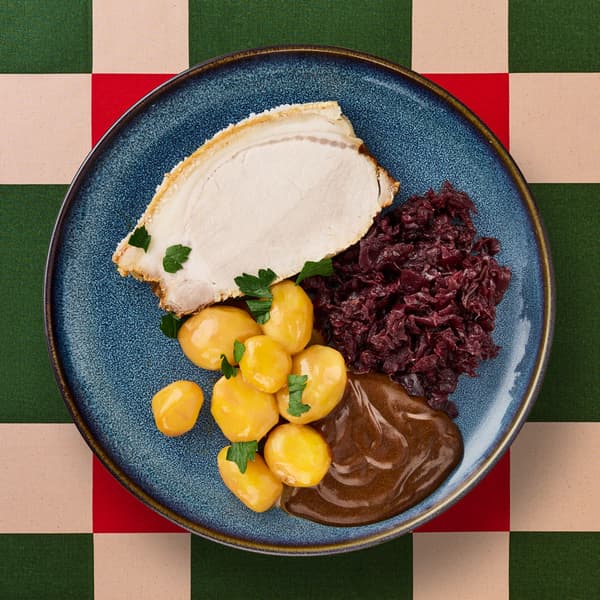 Flæskesteg
1 skive steg serveret med brunede kartofler, rødkål og sovs


89.-