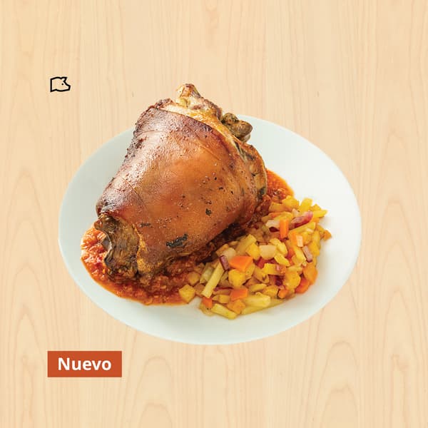 Fläsklägg

Chamorro con pytt i panna

$ 299

Chamorro de cerdo marinado en hierbas finas sobre salsa martajada, acompañado con pytt i panna.