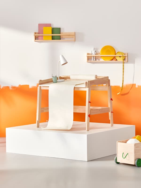 FLISAT children's desk