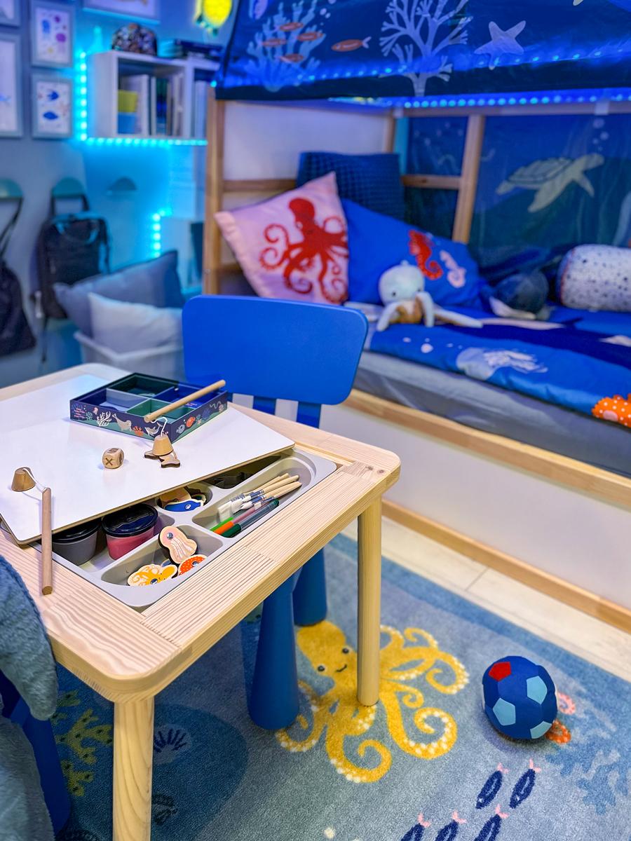 FLISAT Stolik dziecięcy, 83x58 cm