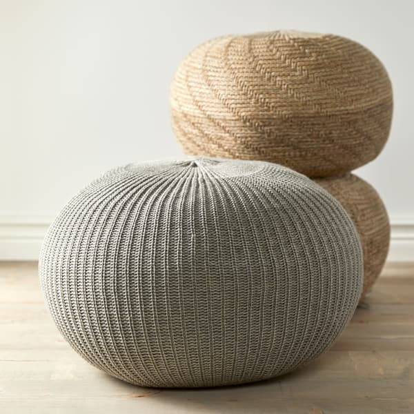 Footstools & pouffes