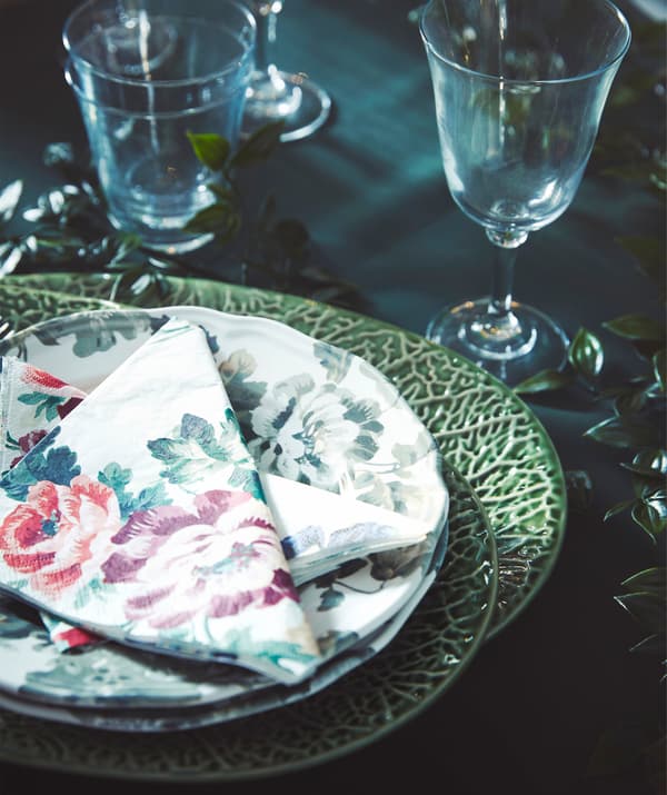 แขกคนสำคัญควรได้เครื่องใช้สำหรับโต๊ะอาหารพิเศษ อย่างแก้ว FRAMTRÄDA/ฟรัมแทรดา ของอิเกียพวกนี้