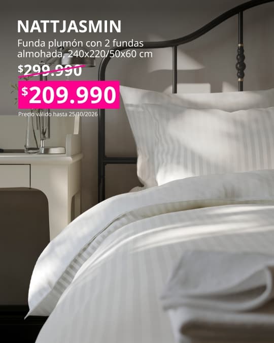 Funda de plumón blanca satinada con rayas discretas y dos fundas de almohada a juego, confeccionada en algodón y lyocell.