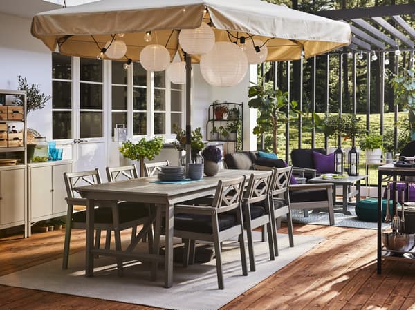 Garden table
