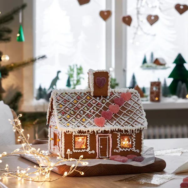 Gingerbread house completed