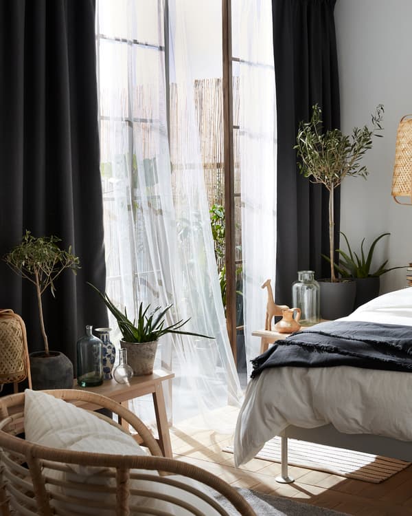 Dierbare Verstrikking voldoende A bedroom where natural materials set the style - IKEA