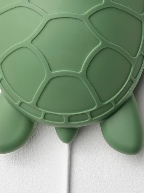 Green turtle lamp