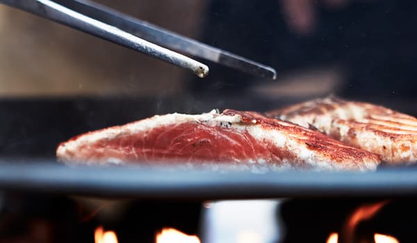 Grillen von Fisch