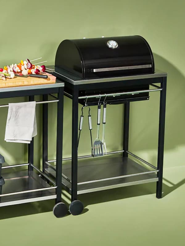 Grills & Grilltische