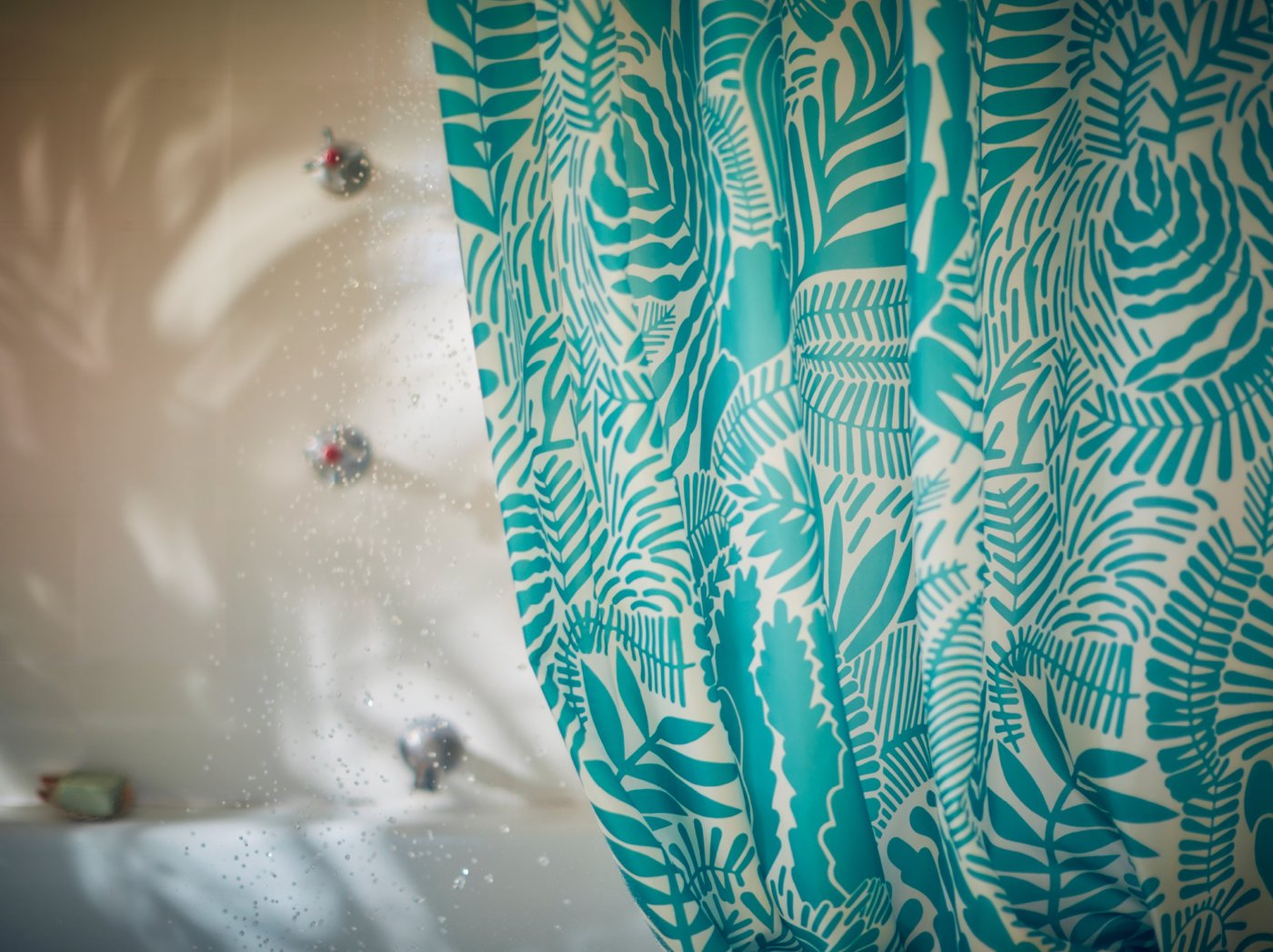 Une douche avec une touche tropicale IKEA
