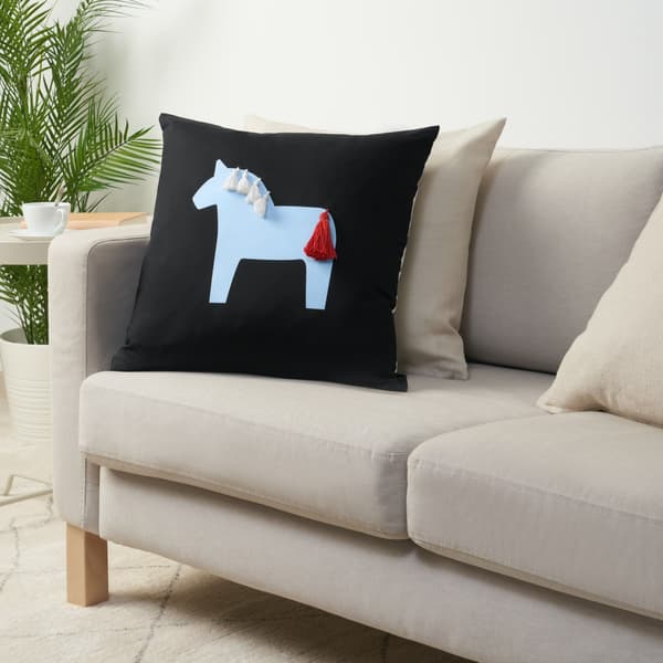 haesthage-cushion-black-blue