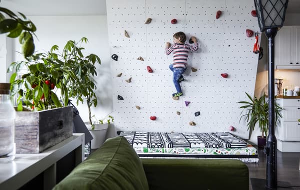 Help kids to exercise indoors.