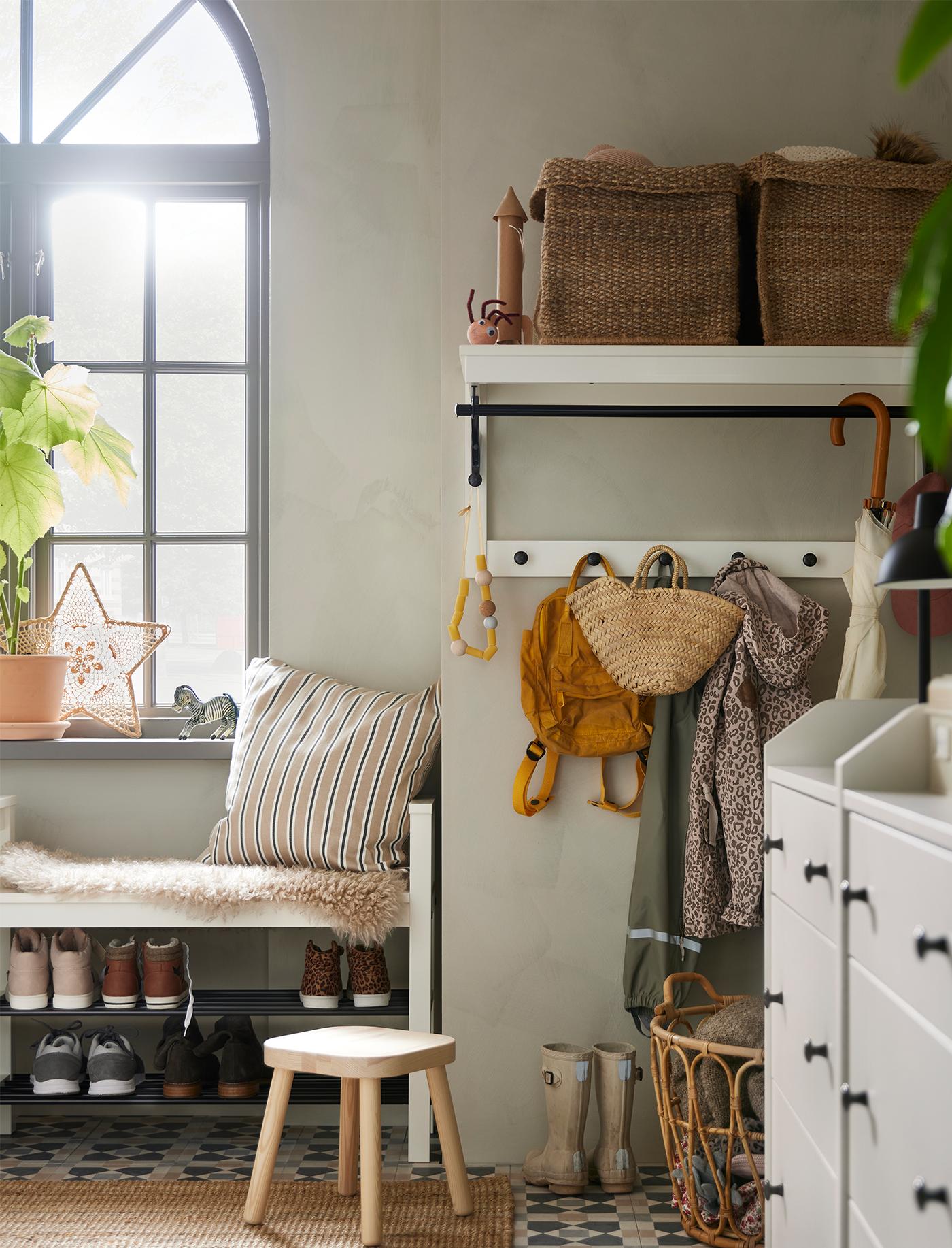 HEMNES furniture in the hallway