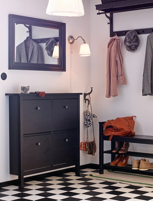 HEMNES serie per l'ingresso marrone/nero