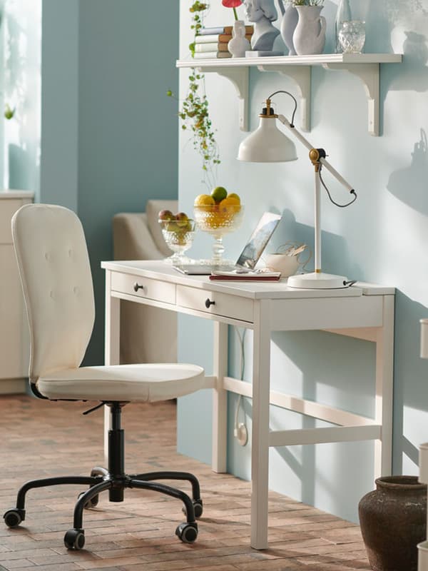 HEMNES-serien.
