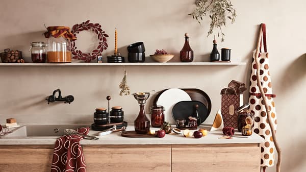 Herfstkleuren en keramiek staan centraal in de nieuwe KRÖSAMOS collectie van IKEA