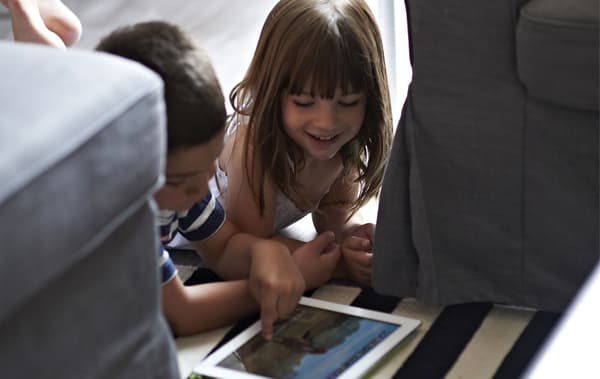 Home Office für Schüler - Video-Chats mit Freunden