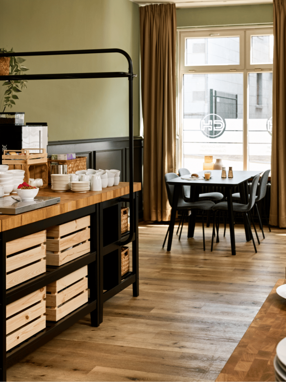 Hotel Courage Gulpen-Wittem ontbijtzaal na interieuradvies.