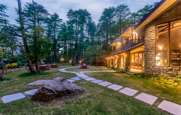 Hotel Eagles Nest – a place to relax at the Himalayan foothills​