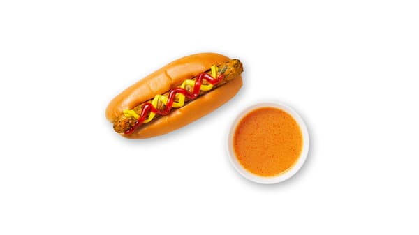 ホットドックとオレンジ色のスープ