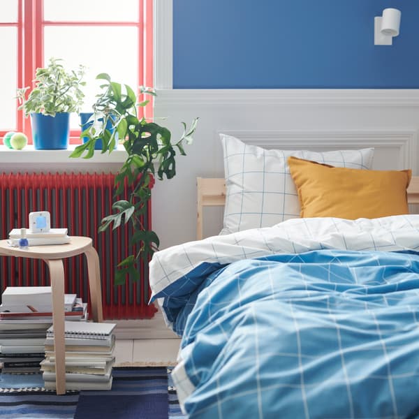 how to decorate the bedroom in a summer style