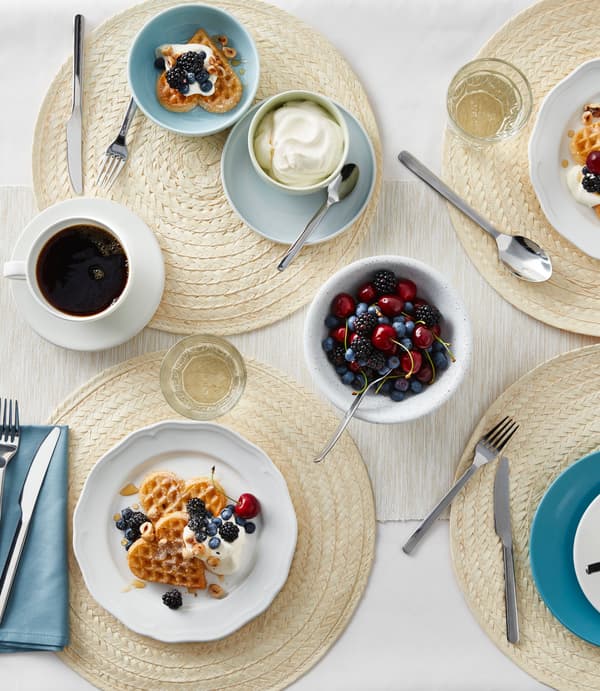 How to serve coffee at the table
