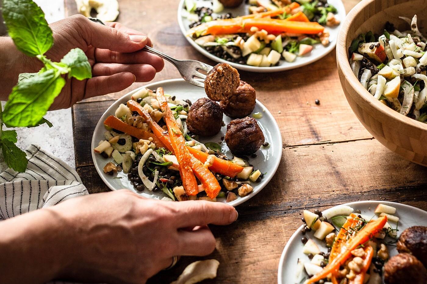 HUVUDROLL with lentil and fennel salad