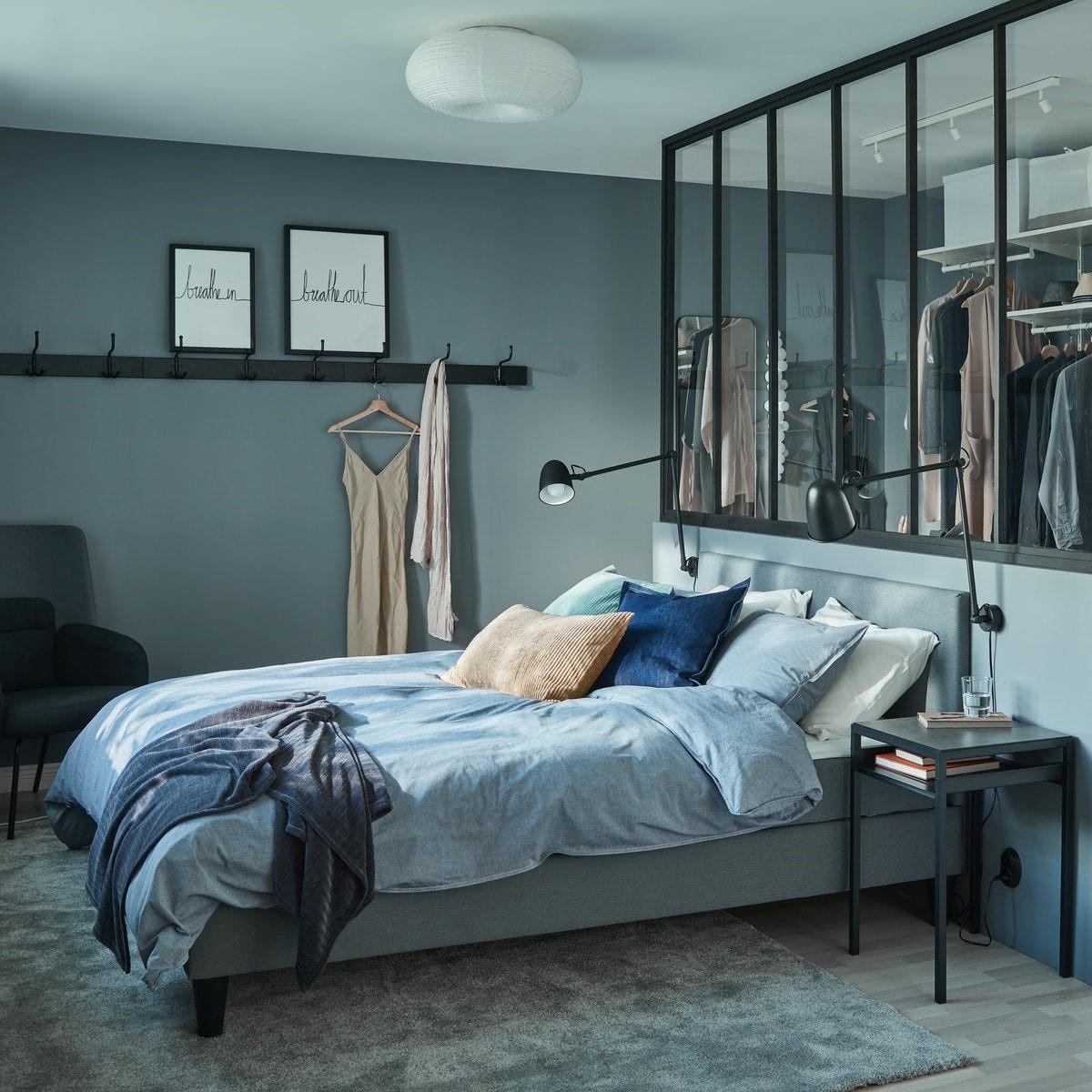 Ideas for a chic and comfy hotel bedroom at home.