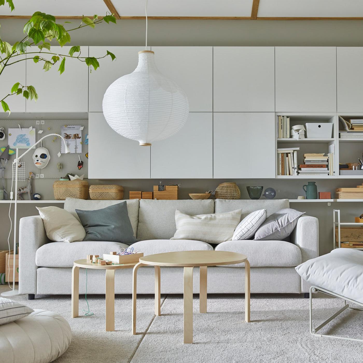 Ideas for a stylish living room and bedroom in one