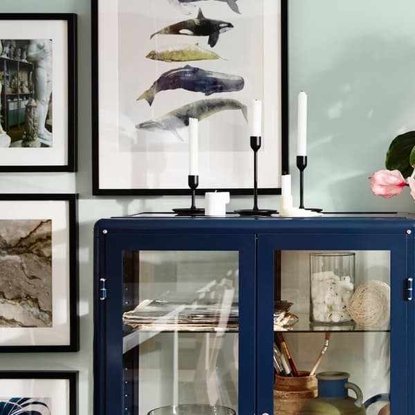 Ideas for furnishing your living room with open and closed storage.