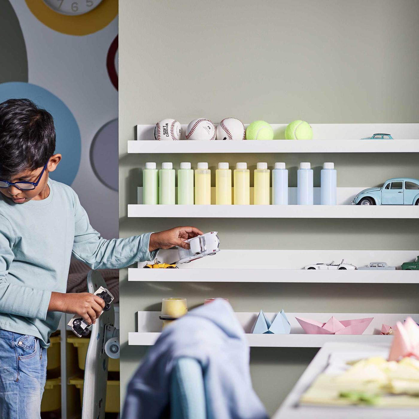 Ideas for organization helps good habits start early.