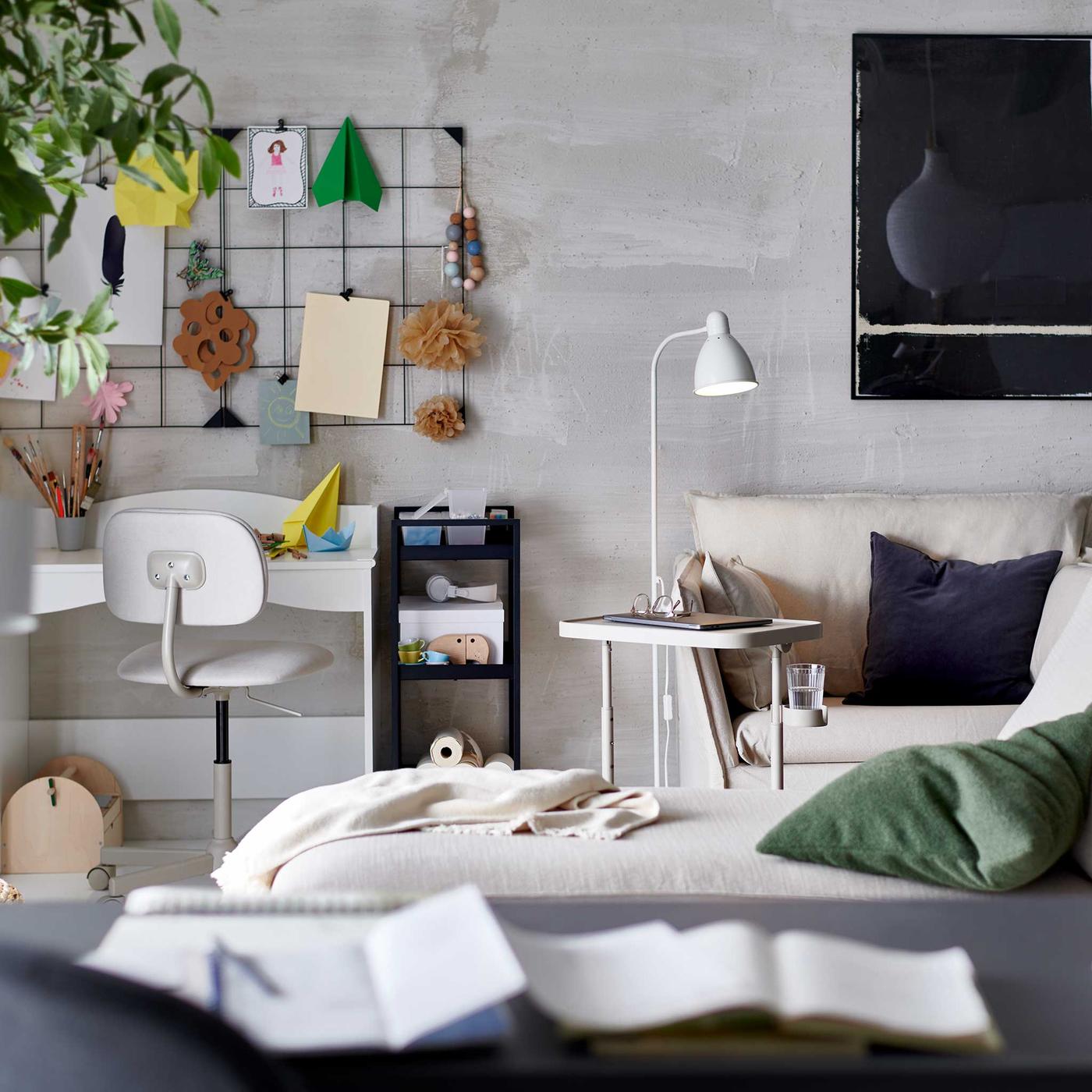 Ideas for working comfortably in the living room.