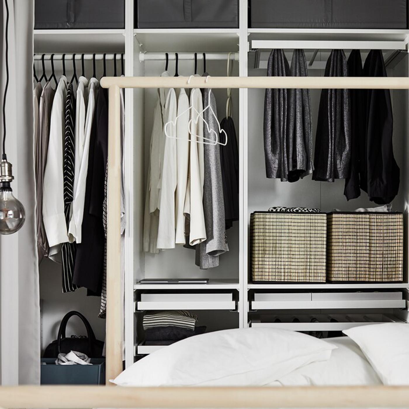 Ideas to have a master wardrobe for the whole family.