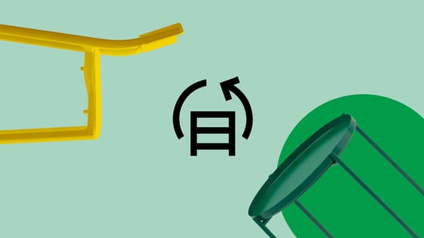 그린 톤 배경에 가구들이 떠 있습니다. 중간에는 IKEA 바이백 서비스 아이콘이 있습니다.