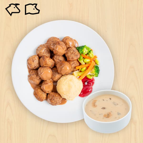 IKEA Family offer on 16 pcs Swedish meatballs with mashed potato, mixed vegetables with green soya beans, cream sauce and lingonberry jam & mushroom soup