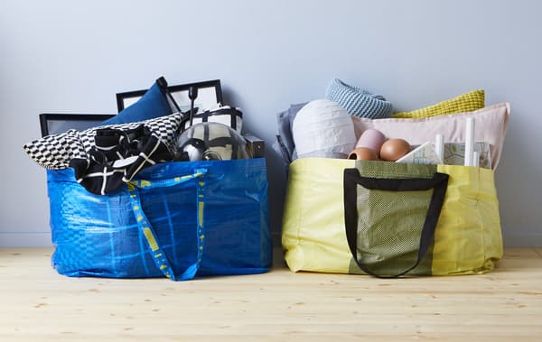 IKEA has living room decor on a budget, and it can fit in an YPPERLIG carrier bag or a FRAKTA carrier bag. Whether you want a style that’s light with pastels or bold with black and white patterns, textiles, lamps, art and decorations can set the look.