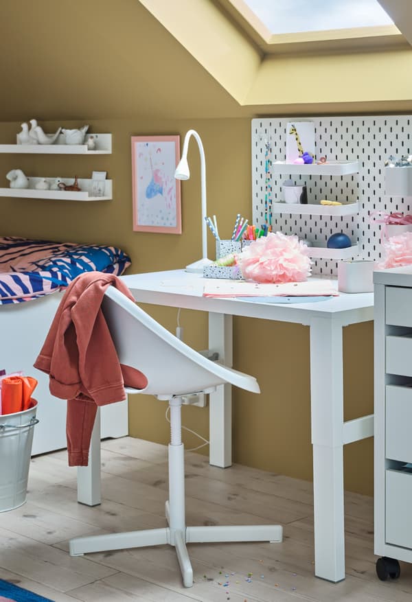 IKEA LOBERGET / SIBBEN Children's desk chair