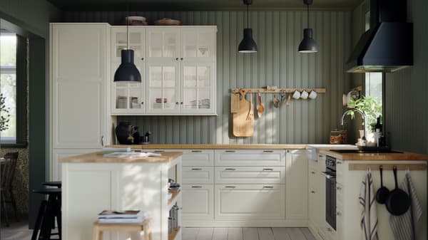 IKEA METOD kitchen, customised with BODBYN door fronts, and TORNVIKEN kitchen island.