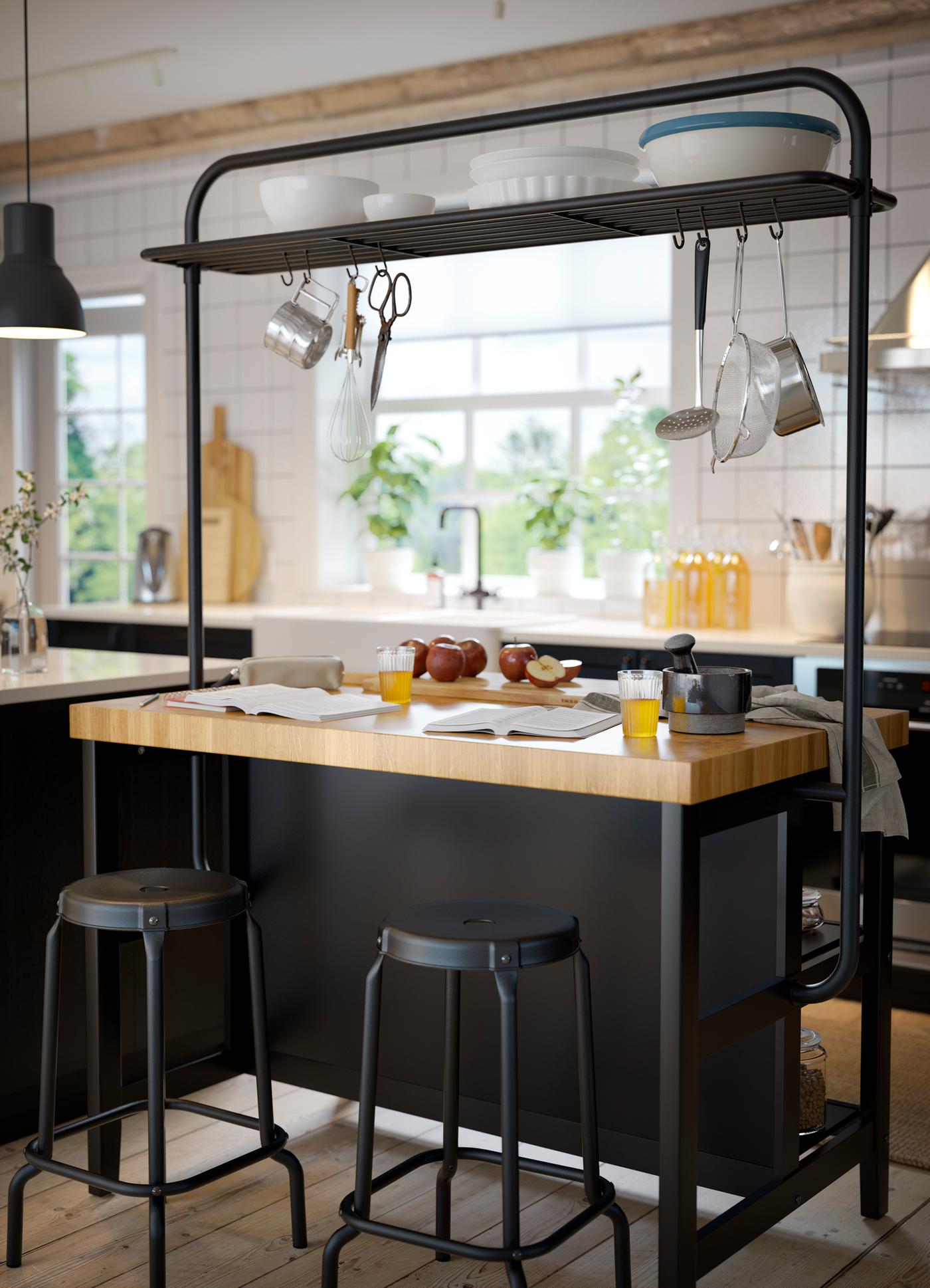 Big storage opportunties for your big kitchen - IKEA